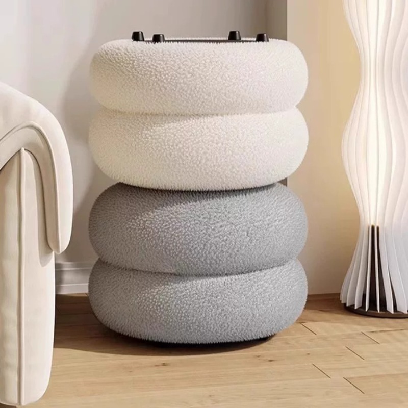 Minimalist Small Luxury Stool  - Gaming Accessories In China reseña y precio